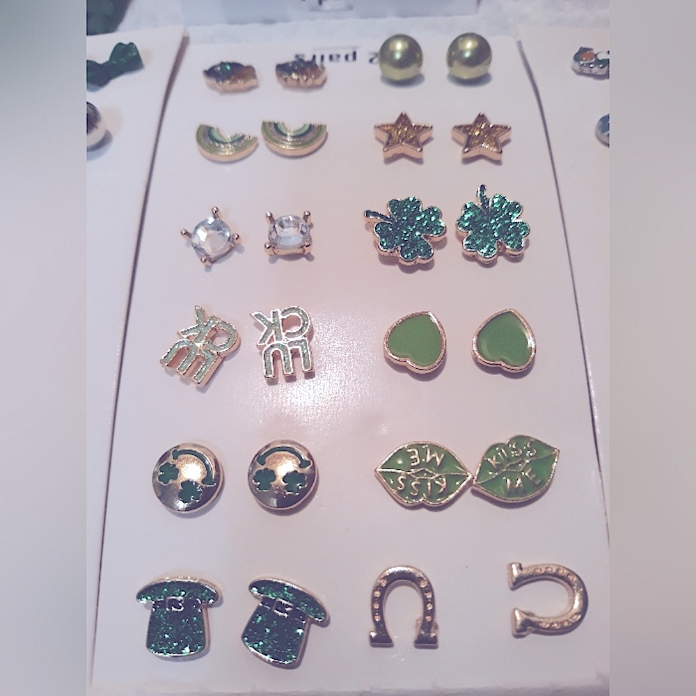 Add on item $3 Earrings 1 pr St Patrick's Must Bundle 2 reg price items to get.